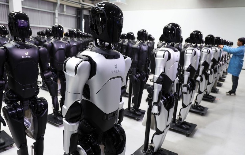 Prima țară din Europa care va construi o fabrică de roboți: investiție istorică în inteligență artificială, centre de date și infrastructură
