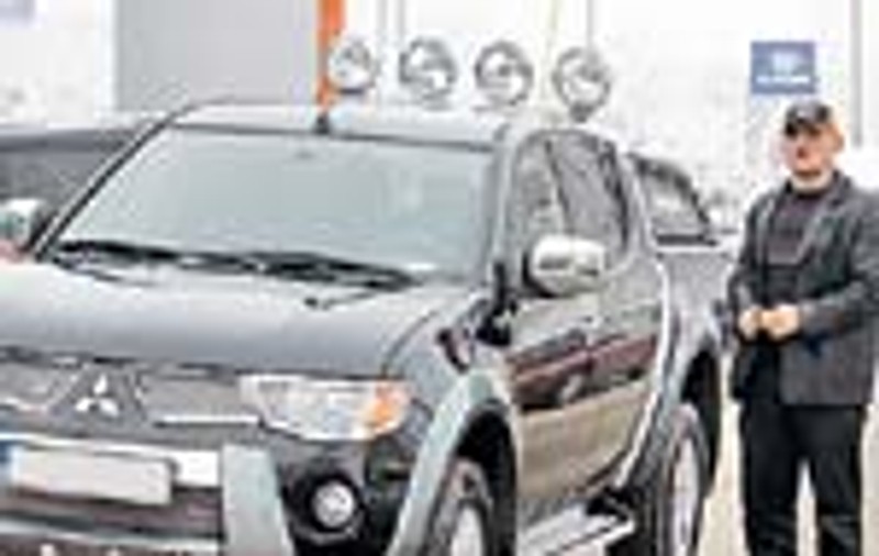 Morosanu, duet cu Mitsubishi L 200