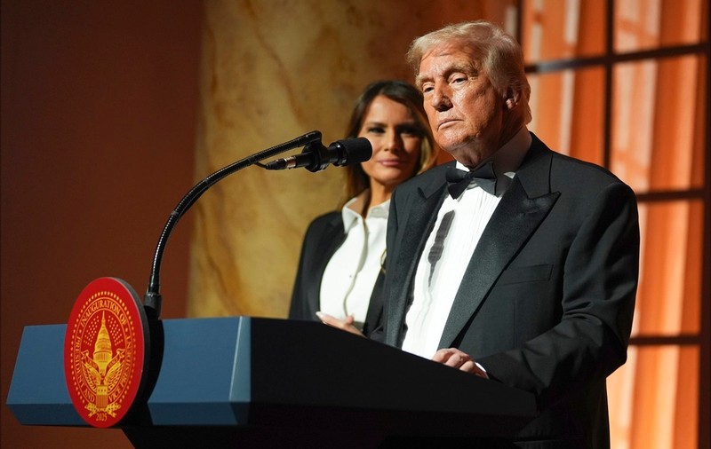 Oamenii lui Trump din fruntea serviciilor secrete. Cu cine o să împartă noul președinte american puterea la Casa Albă