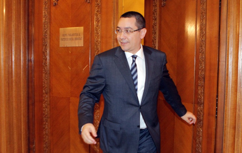 În problema Roşia Montană premierul Victor Ponta  îl contrazice pe deputatul Victor Ponta