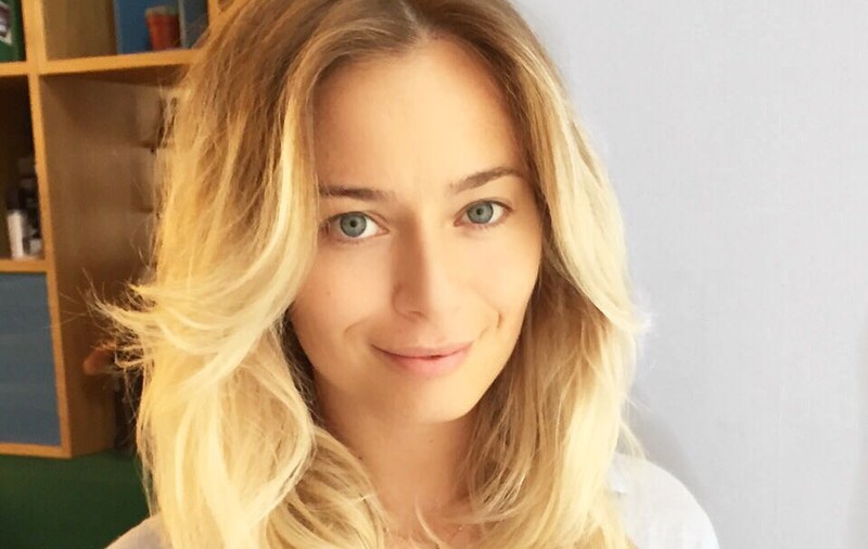 Laura Cosoi se simte epuizată! "În haosul ăsta, cel mai teamă mi-e că pierd esențialul"