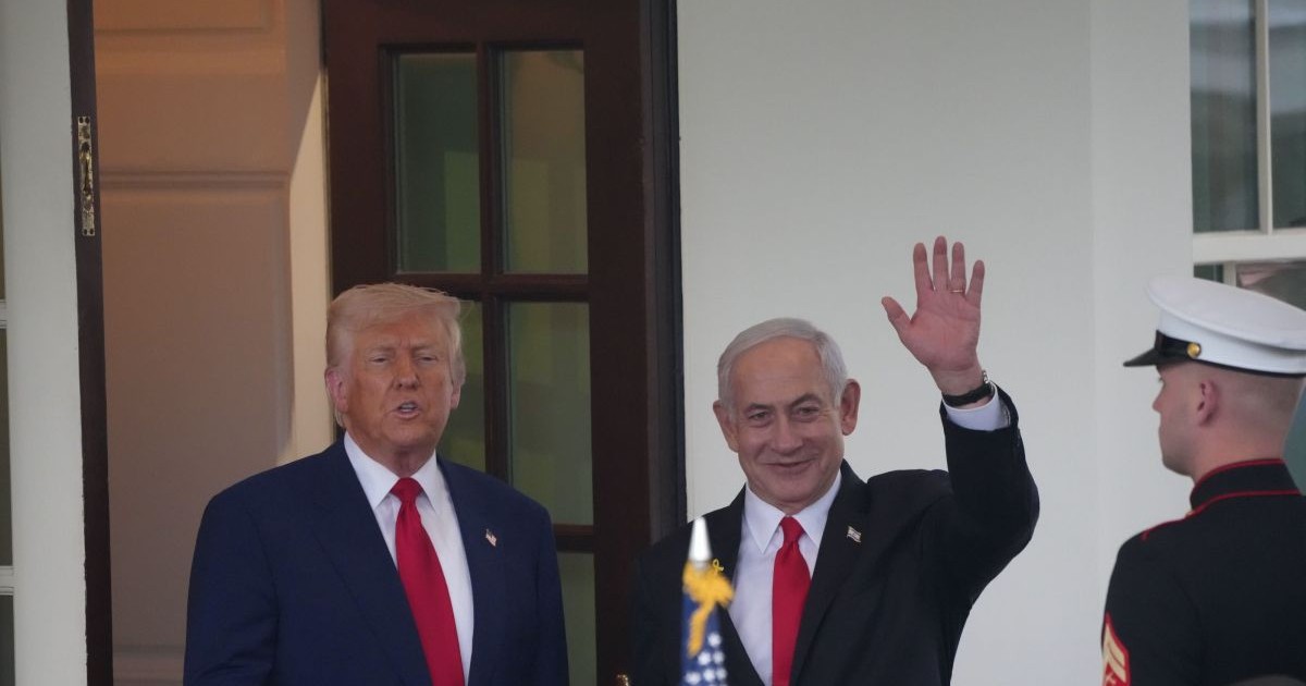 Benjamni Netanyahu este întâmpinat la Casa Albă de Donald Trump