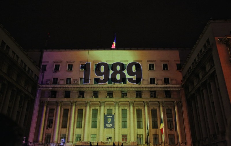 Financial Times, articol despre „învățătura Revoluției române din 1989 pentru rebelii lumii”