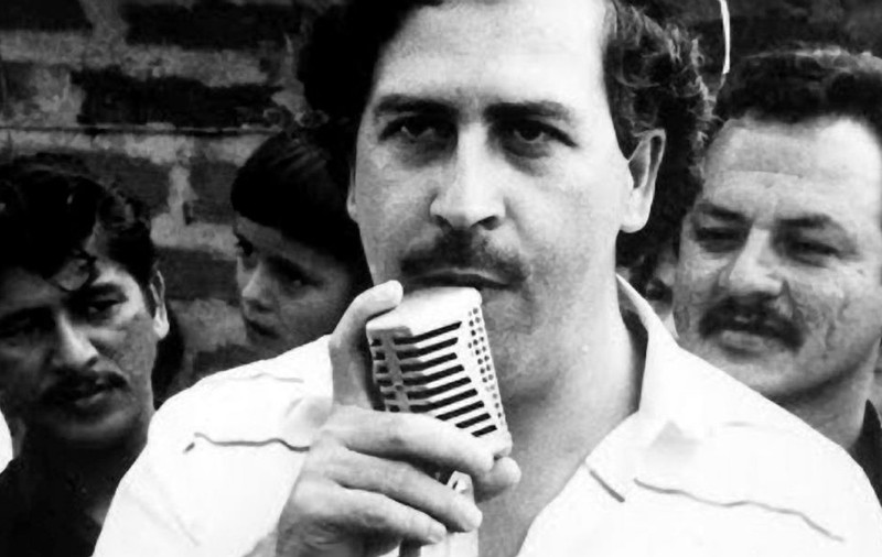 „La Catedral”, închisoarea în care a stat Pablo Escobar, celebrul traficant de droguri din Columbia, filmată de un vlogger român | VIDEO