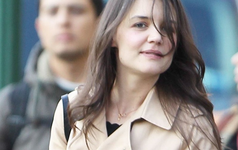 Divorțul de Tom Cruise i-a scos peri albi! Uite ce a încărunțit Katie Holmes! FOTO
