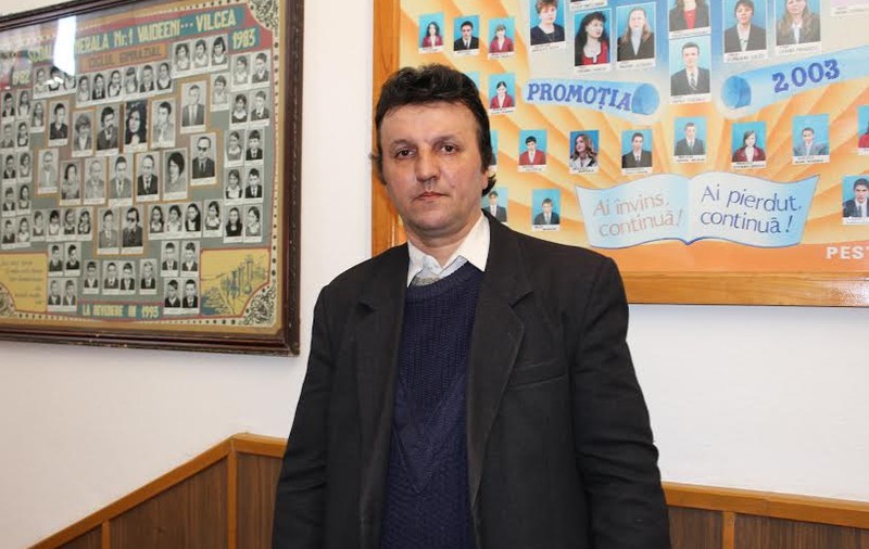 Ce făcea un profesor de religie, fără Dumnezeu, în timpul orelor