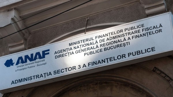 Sigla ANAF de pe clădirea instituției. Foto: Hepta