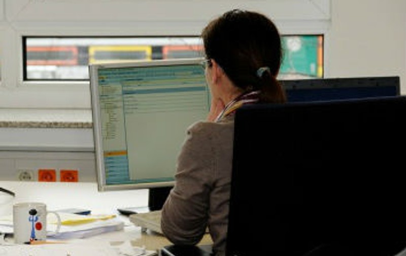Motivul incredibil pentru care o femeie din Spania a fost refuzată la angajare. Ce a pățit Agenția de PR