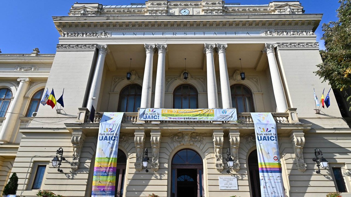 Universitatea Alexandru Ioan Cuza, Iași.