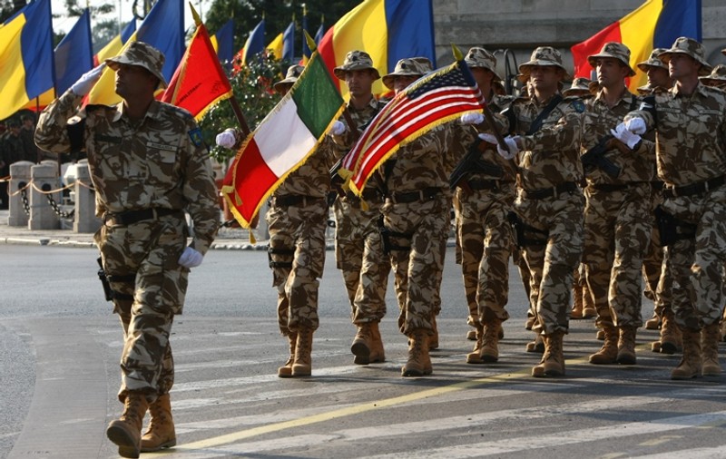 Fără DEFILARE la ARCUL DE TRIUMF de Ziua Națională! Ce STRĂZI VOR FI ÎNCHISE ÎNCEPÂND DE SÂMBĂTĂ