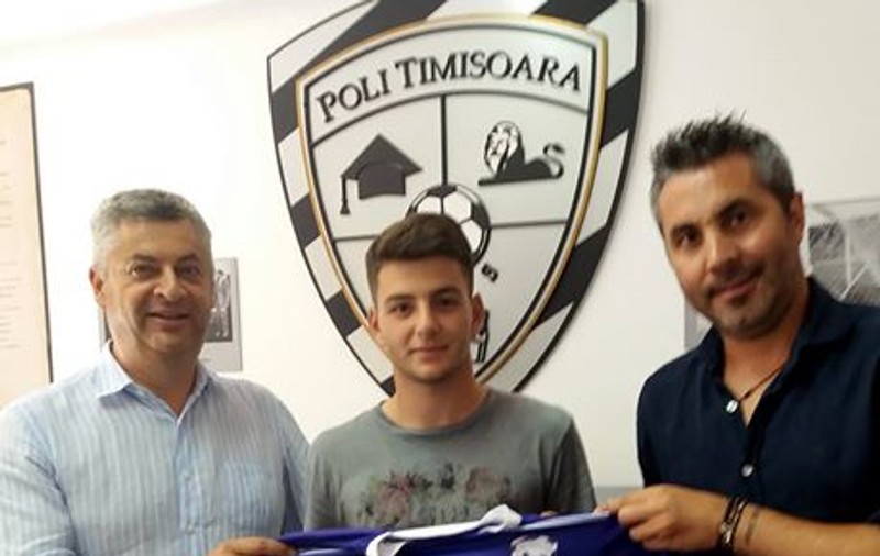 FCSB l-a dat împrumut pe Vlad Mihalcea la ACS Poli Timișoara
