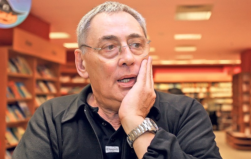 Şoc! Fiica lui Moculescu e damă de companie