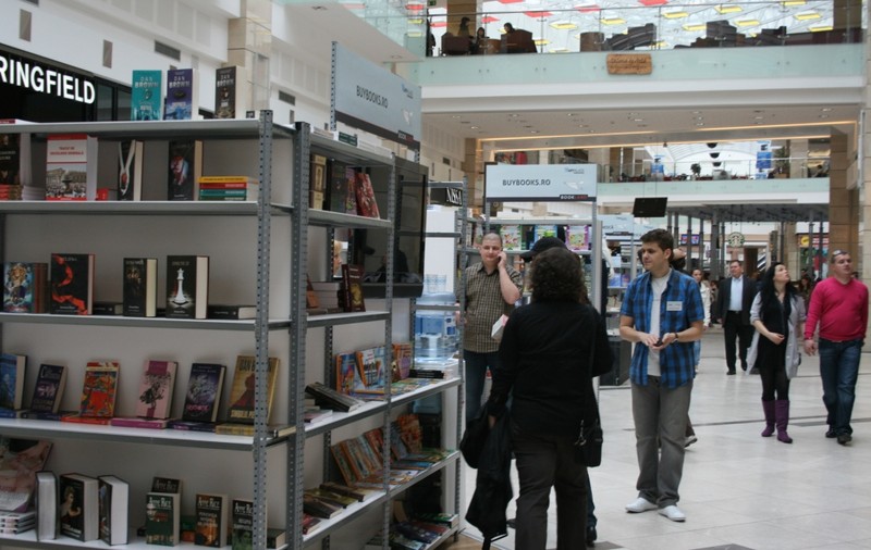 Cultura e la ea acasă în Caravana BookLand, din AFI Palace Cotroceni
