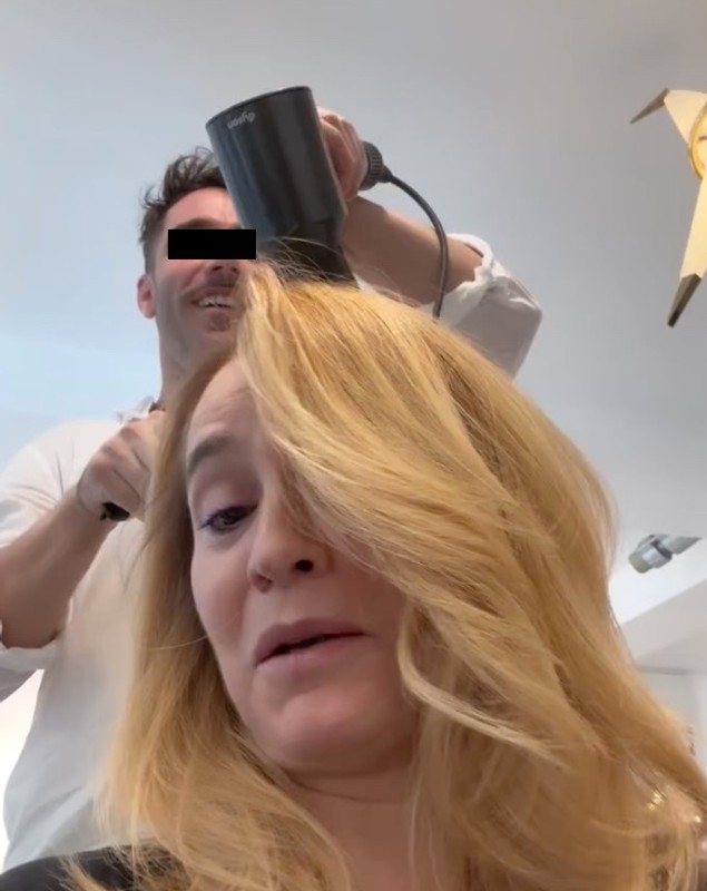 Cum arată Andreea Esca fără pic de machiaj la 53 de ani. Prezentatoarea de la PRO TV i-a uimit pe fani