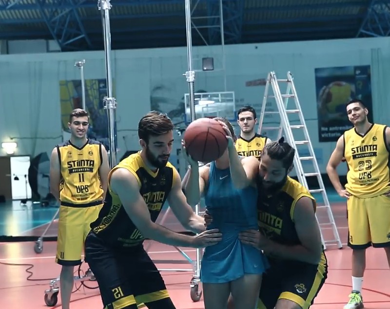 Simona Halep a jucat baschet, fotbal, rugby, a făcut chiar și box! Cum s-a descurcat cea mai bună jucătoare de tenis la alte discipline | VIDEO