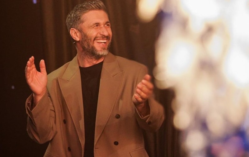 Cum a ajuns Dragoș Bucur să joace în două seriale la Pro TV: „Propunerile au venit simultan”