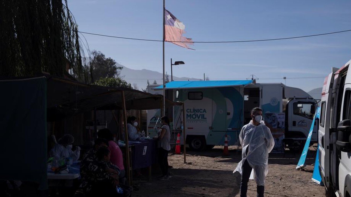Record nedorit al contaminărilor cu coronavirus, în Chile. Doi miniștri s-au infectat, după trei senatori, săptămâna trecută