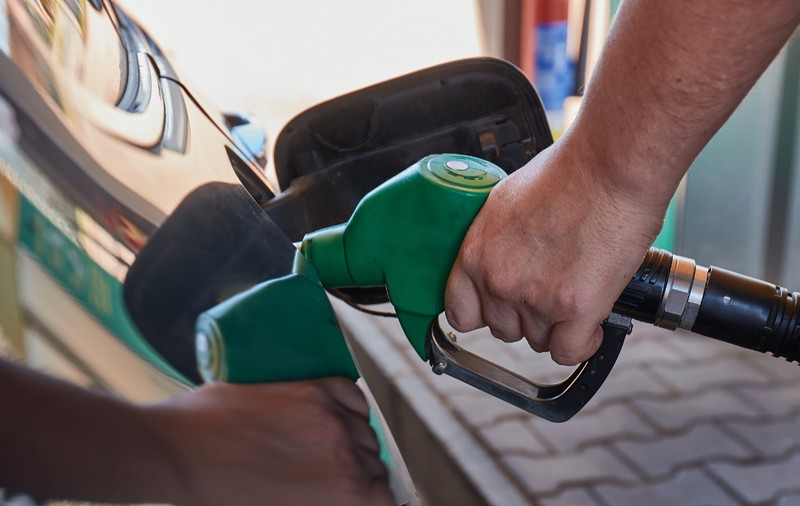 Primarul comunei Cornești din Cluj, cercetat pentru că a furat motorină din stația de carburant a primăriei