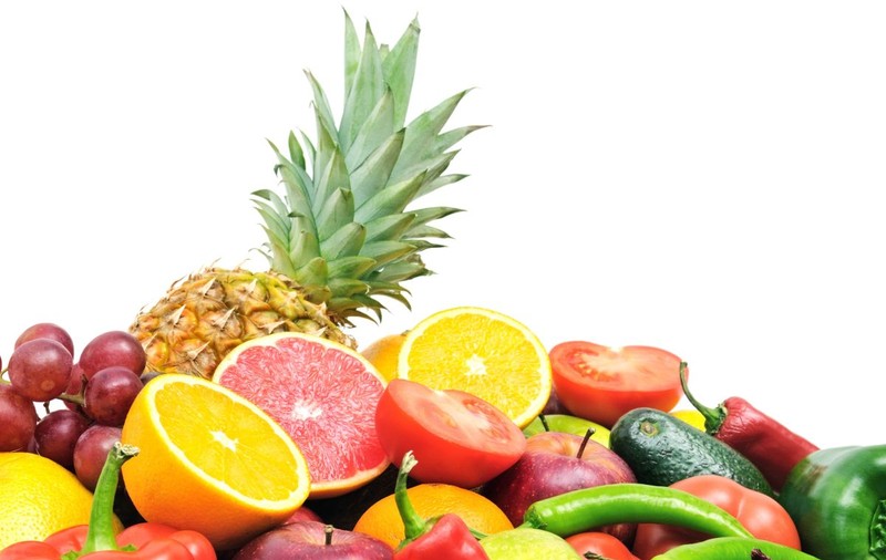 Ce să mănânci vara. Trei tipuri de alimente care nu trebuie să lipsească din dieta ta