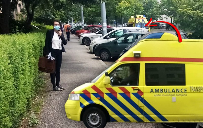 Ambulanța spitalului din Câmpina, folosită ca „taxi” de jurista instituției. Manager: „Nu puteam să o trimitem pe ploile astea pe jos”