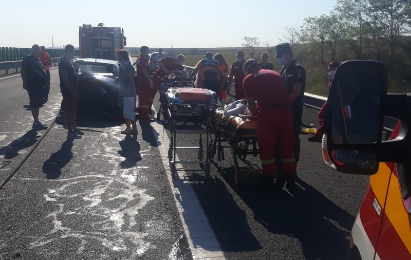 Accident grav pe Autostrada Soarelui. Nouă persoane rănite, printre care și trei copii