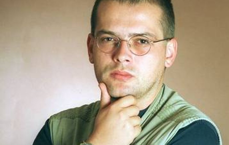 Adelin Petrișor, ironie la adresa lui ”colonelului” Robert Turcescu: "Dacă ne întâlnim, să bat din călcâie și să spun: 'Am onoarea'?"