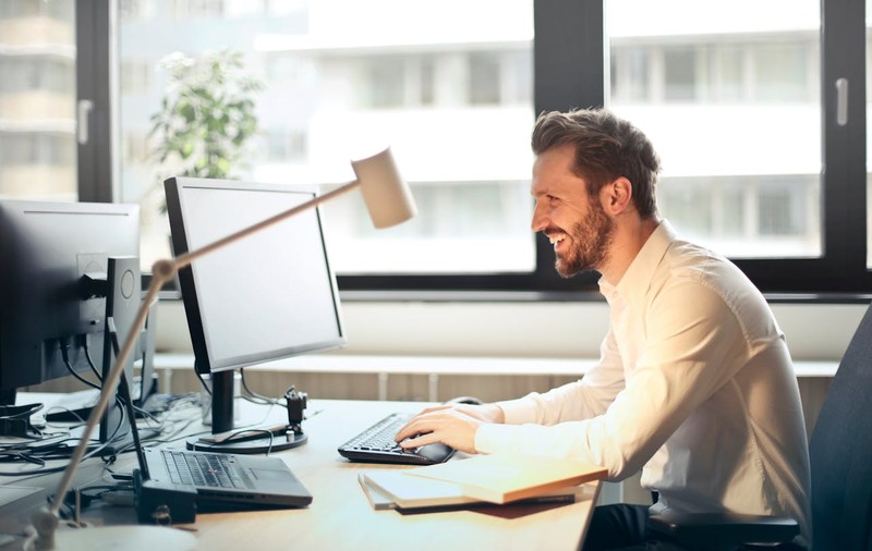 REGES-ONLINE – între utilitate practică și suprasolicitare administrativă pentru angajatori