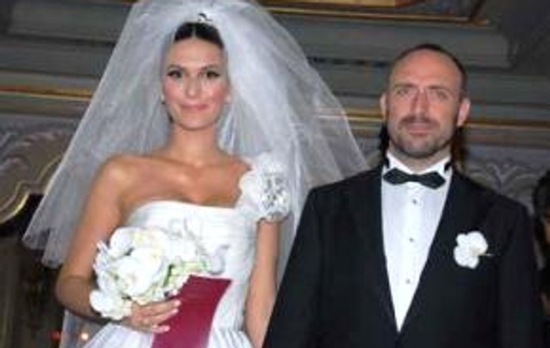 FOTO / Sehrazat şi Onur din ”1001 de nopţi” s-au căsătorit!