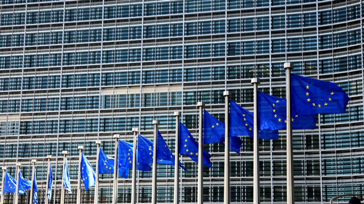 Comisia Europeană critică modificarea legilor justiției