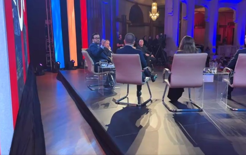A fost regizată intrarea lui George Simion la dezbaterea Antena 3? Momentul în care Mihai Gâdea i-a făcut semn să intre | VIDEO