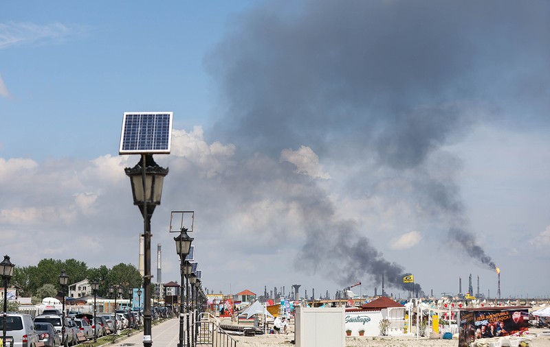 Dosar penal pentru ucidere din culpă, după explozia de la Petromidia Năvodari