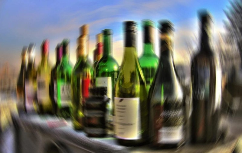 Ce se întâmplă cu corpul în primele zile fără alcool: un ghid realist