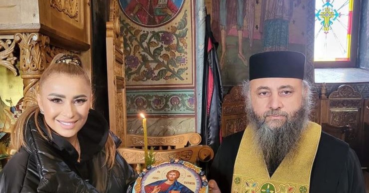 Anamaria Prodan, zi de naștere la biserică