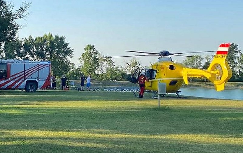 Un român a fost resuscitat 20 de minute și e în viață, după ce scafandrii l-au scos de la 4 metri adâncime, dintr-un lac în care sărise îmbrăcat, în Austria