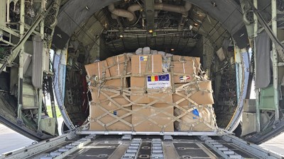 România trimite 15 tone de ajutoare umanitare, cu două aeronave, populației civile din Liban