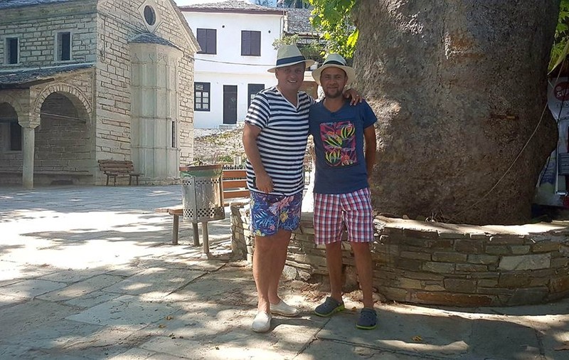 Cosmin Seleși, terorizat de Nea Mărin. Ce a fost pus să facă