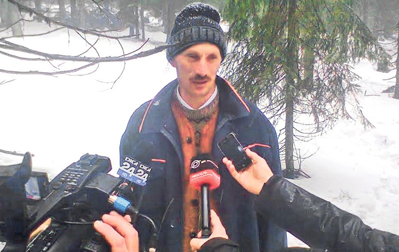 Specialiştii s-au încurcat în tehnică, ţăranii s-au ghidat după… culoarul de zbor!