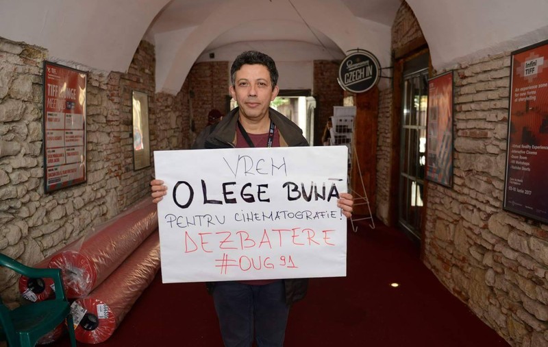 Cine este Alexandru Solomon, regizorul care a protestat la vizita patriarhului Kiril al Rusiei în România