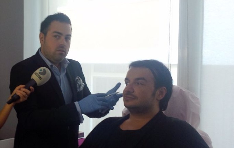 Răzvan Ciobanu şi-a injectat Botox în frunte