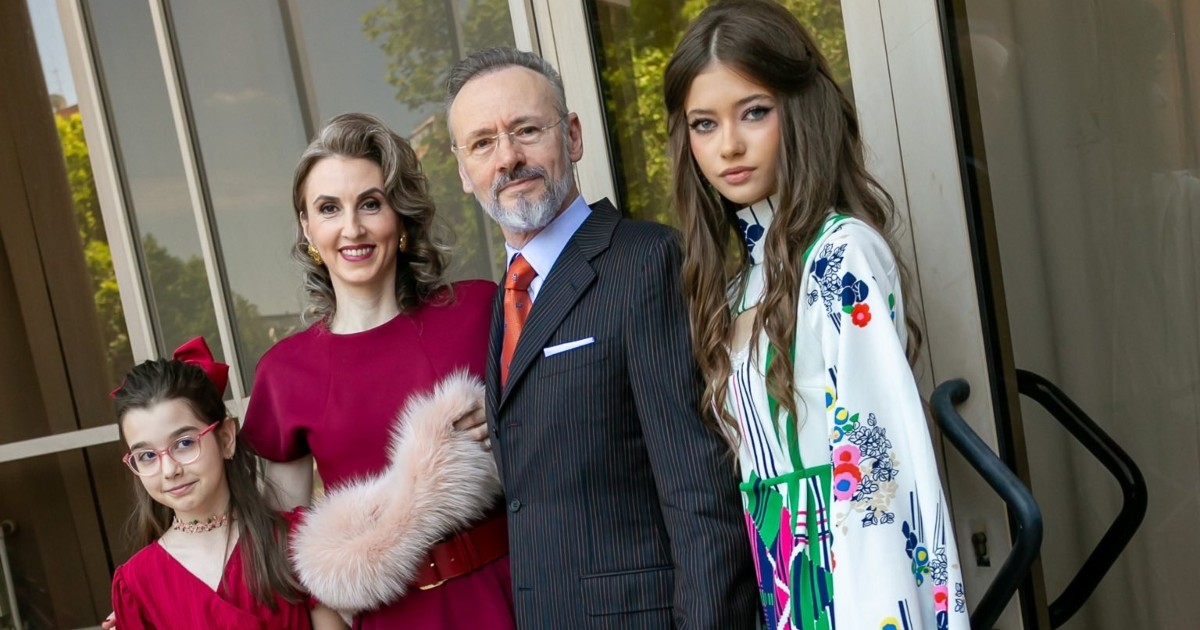 Mihai Albu și familia sa