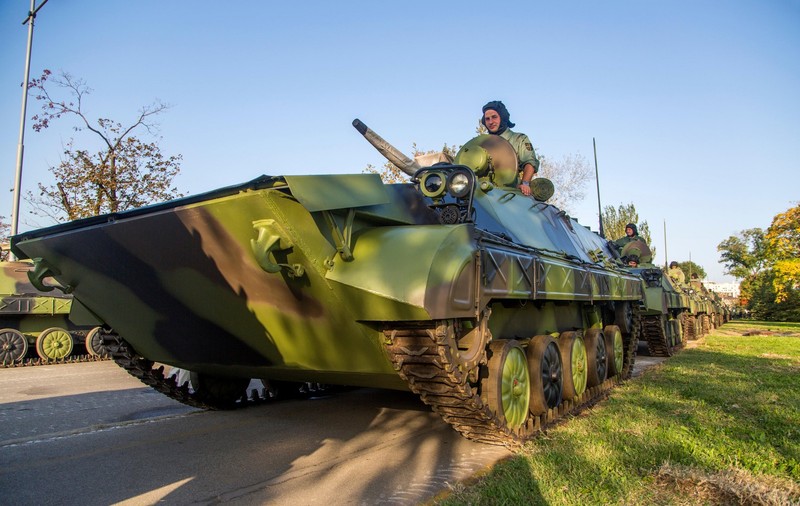 Serbia anunţă un exerciţiu militar de amploare la frontiera cu Kosovo: „Vom arăta că țara noastră nu este un sac de box”