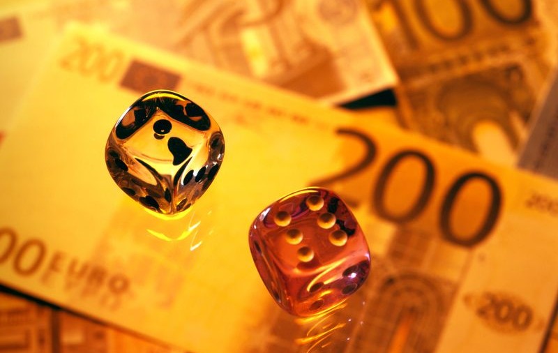 Impozitul minim: pierderi de 200 milioane € vs încasări de 69 milioane