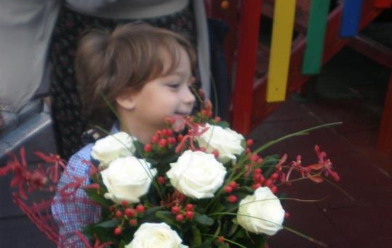 Prima zi de grădiniţa a copilului Ileanei Badiu s-a lăsat cu lacrimi! NU voia să mai meargă ACASĂ! Foto