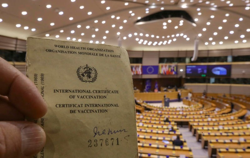 Parlamentul European a votat pentru „certificatul UE Covid-19”. Ce conține documentul și cum va fi folosit