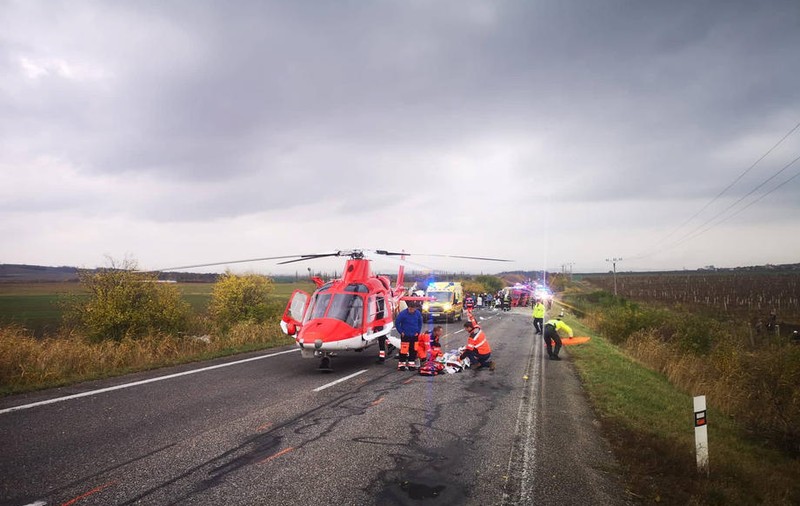Tragedie de proporții pe o șosea din Slovacia. Autoritățile au anunțat cel puțin 13 morți