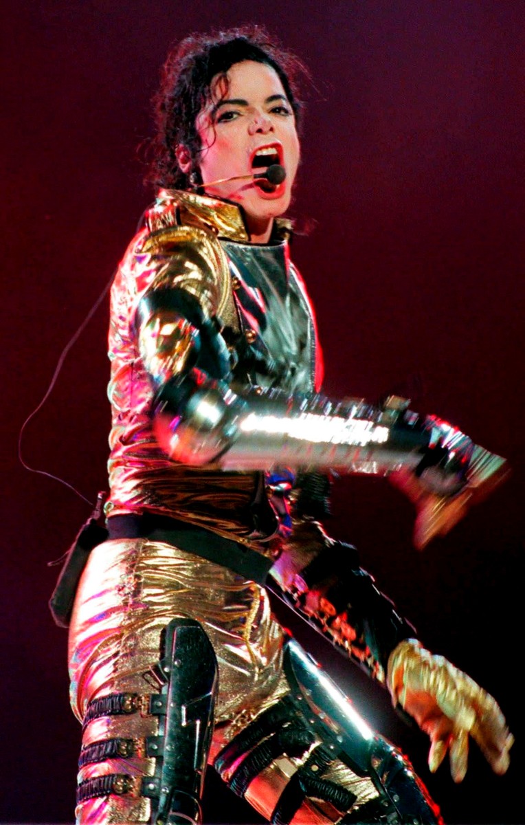 Michael Jackson a murit în iunie 2009