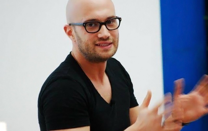 Ajung în instanţă! Antena 1 refuză să-i rezilieze contractul lui Mihai Bendeac