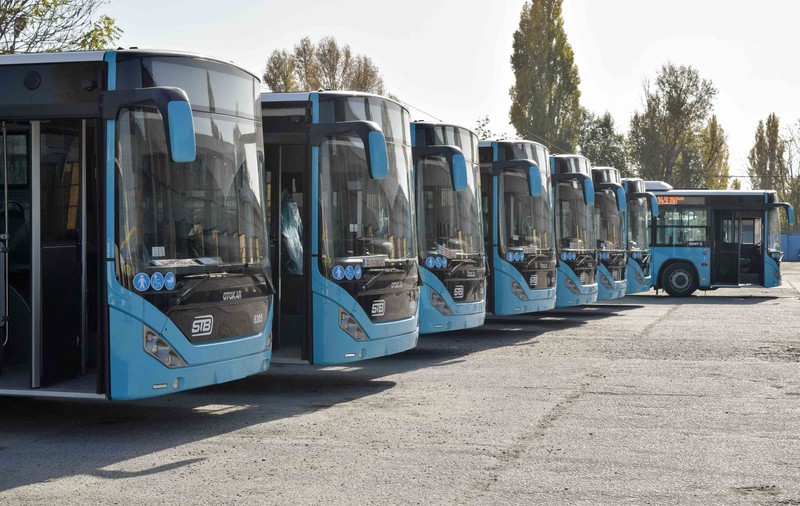 Nicușor Dan anunţă înfiinţarea unei noi linii de autobuz pentru locuitorii cartierelor Ghencea şi Drumul Taberei