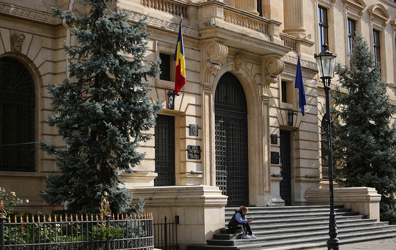 „Sistemul fiscal din România, transformat într-un șvaițer care a plesnit”, spune consilierul lui Mugur Isărescu