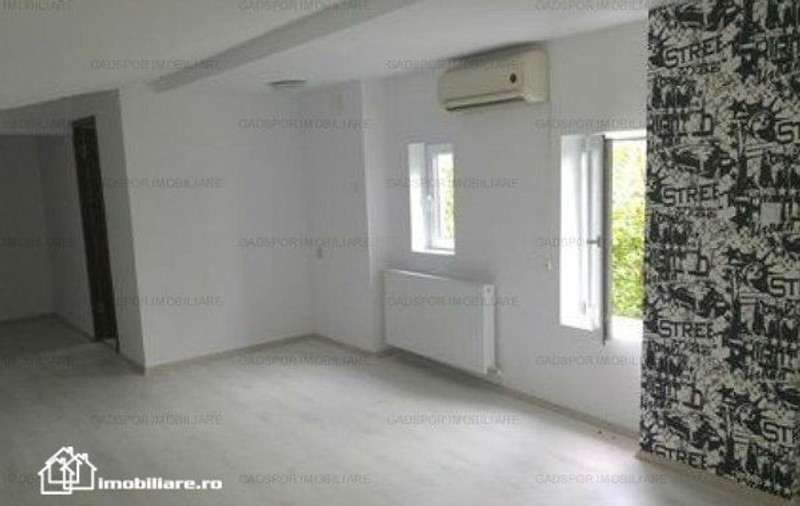 Imobiliare.ro: 3 camere aproape de parcul Carol, 59.500 de euro!
